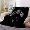 1 шт. Плед в стиле Hip Hop 2Pac, Мягкий, Легкий, Для всех сезонов, Многоцелевой плед для дивана, кровати, офиса и пикников, Французский стиль с культовыми обложками альбомов и цитатами
