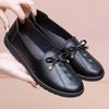 Новая обувь на мягкой подошве, одинарная обувь, весенне-осенние кожаные туфли, удобные и нескользящие, на плоской подошве, рабочая обувь для пожилых, женская обувь для среднего возраста