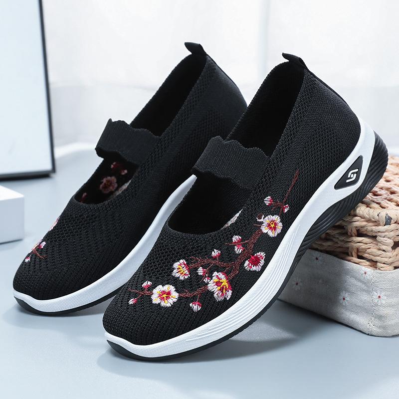 Summer Breathable, Non Slip, Soft Soled Mother's Sports Shoes, Women's Mesh Embroidery, Comfortable and Lightweight Flat Shoes