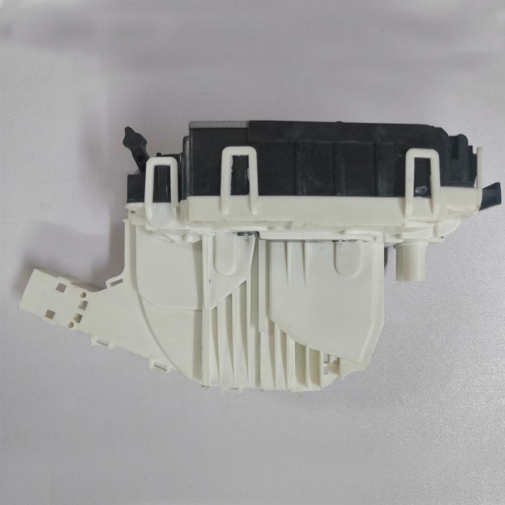 Новый замок правой задней двери для Mercedes-Benz GLK 350 LHD 2010 года, деталь №A2047302435