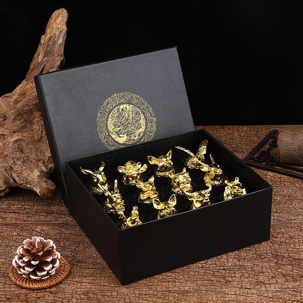 Luxurious Retro Zodiac Crystal Glass Liquor Set Home Use White Wine Cup Family Kit 12 Pieces Hard Liquor Glasses Gift for Friend