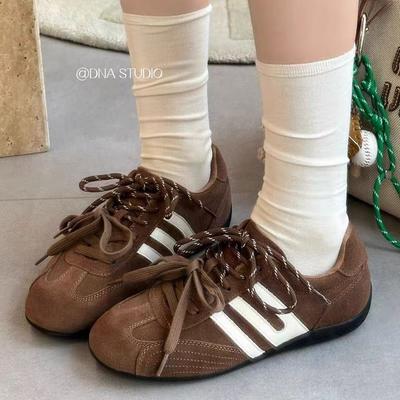 Ретро леопардовый принт на шнуровке немецкие тренировочные туфли женские 2025 ранняя осень новые подошва Бо внутренняя танкетка кроссовки для соревнований спортивная повседневная обувь