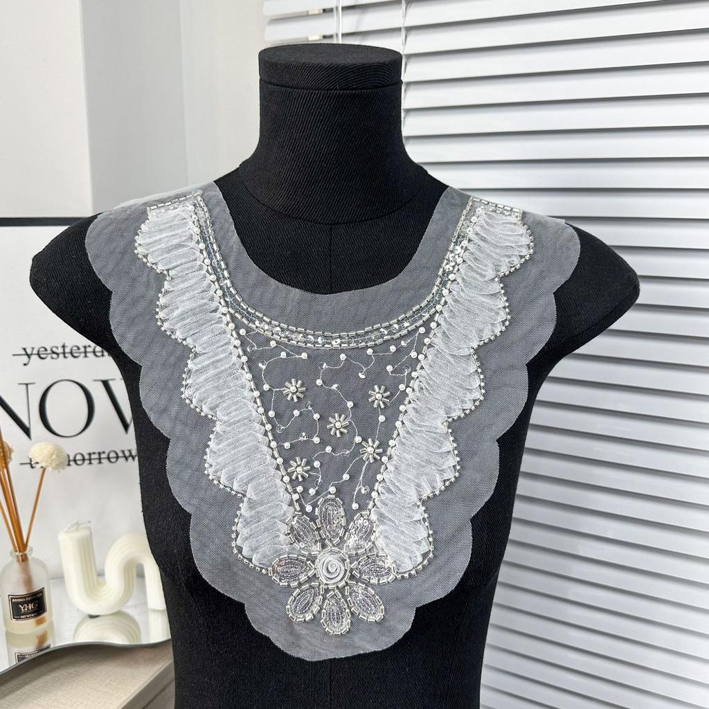 White Mesh Hollow Lace Bead Cloth Sticker Clothing Dress Dress Wedding Dress Decoration Front Collar Cloth Sticker Accessories