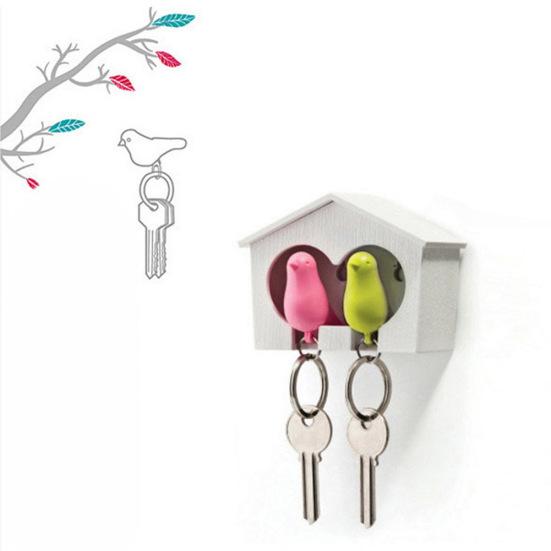 Милый набор брелоков в виде птички с держателем для скворечника в форме сердца - красный и белый