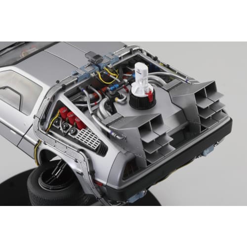 Aoshima Bunka Kyozai Movie Mecha No. BT-02 Back To the Future Part II Time Machine 1/24 Scale Plastic Model (Car)
