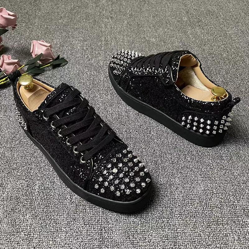 Модные мужские роскошные модные туфли с заклепками на шнуровке туфли-дерби на плоской подошве панк-хип-хоп платье дизайнерские индивидуальные кроссовки трендовая обувь