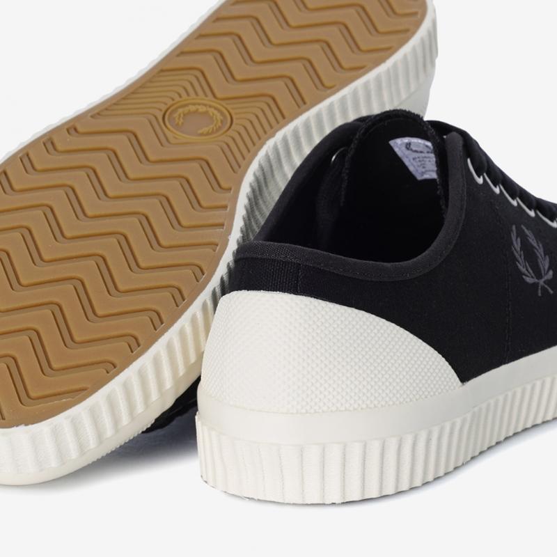 Fred Perry Унисекс низкие кеды Hughes Low Canvas Sfpu2334365 T38