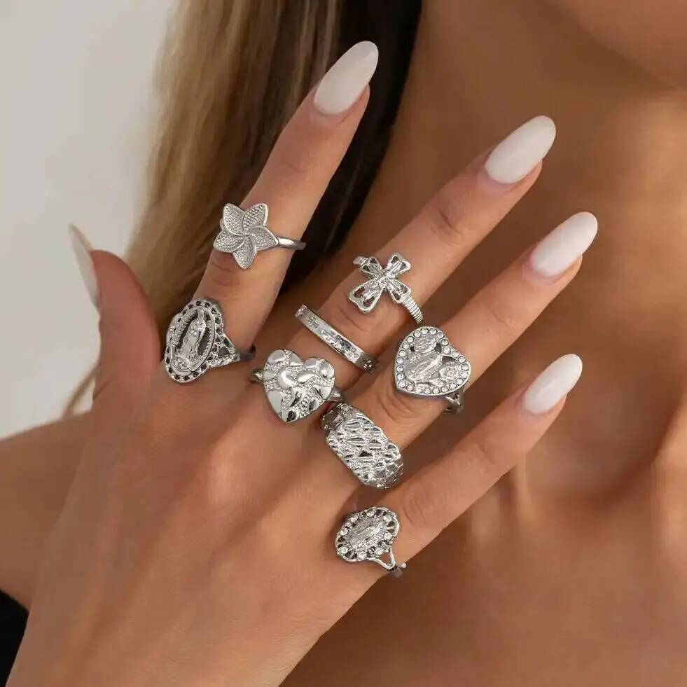 Salircon 8Pcs/Set Creative Gold Color Star Cross Open Ring Exquisite Stackable Heart Inlaid Rhinestone Finger Ring Jewelry 2026