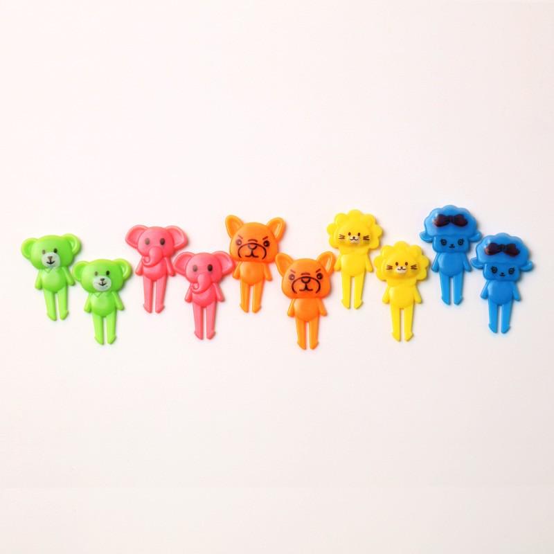 Creative Cartoon Animal Fruit Forks for Kids – Cute, Plastic Bento Picks for Household & Kitchen Use