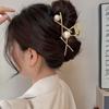 2023 Новая мода жемчужные когти для волос Изысканные металлические заколки для волос с крестом Заколки для волос Головные уборы Модные женские аксессуары для волос Премиум-подарки