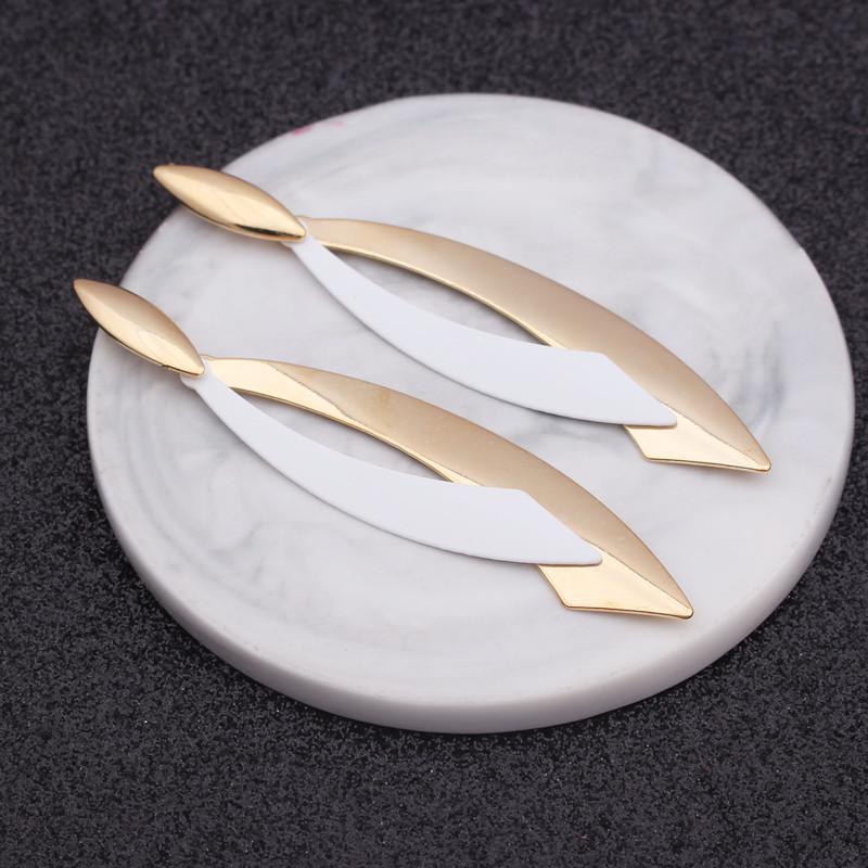 Рождественские серьги-капли для женщин, длинные стильные простые универсальные персонализированные ювелирные изделия в европейском и американском стиле для женщин, подарок