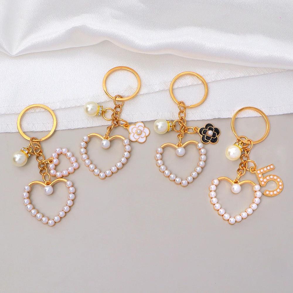 Retro Heart Pendant Keychain Black White Camellia Pearl Pendant Women Purse Handbag Accessories Trendy Car Keyring Travel Gift