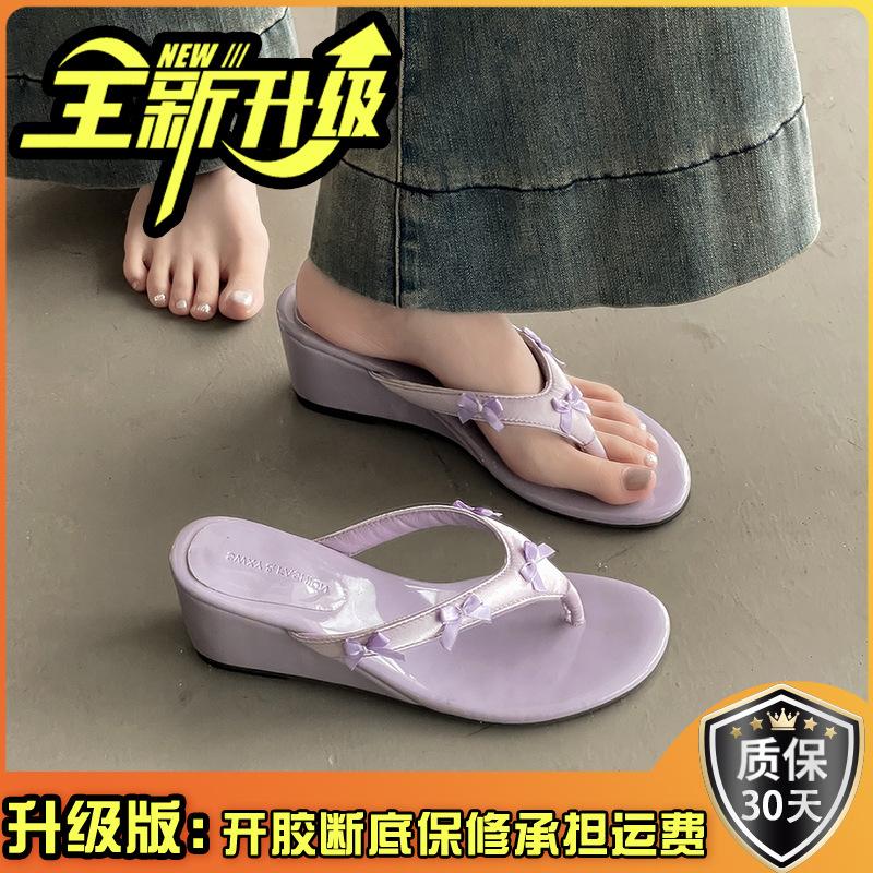 Маленький человек увеличивает высоту склона каблук зажимает ногу шлепанцы туфли женская обувь новые летние однотонные босоножки сандалии с носками