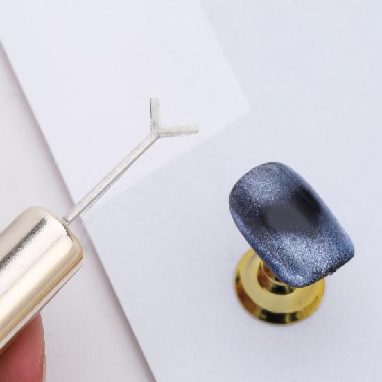 Nail Art Magnet Set with Iron Wire 3D Heart Shaped Magnetic Rod Cat Eyes Polishing Effect Nail Tools