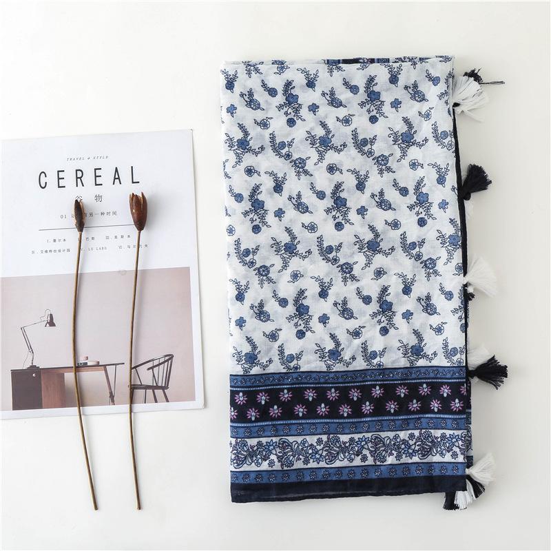 Осенне-зимняя сине-белая фарфоровая цветовая гамма Шарф с мелким цветочным узором Шарф в этническом стиле Женский универсальный шарф Теплая шаль из хлопка и льна