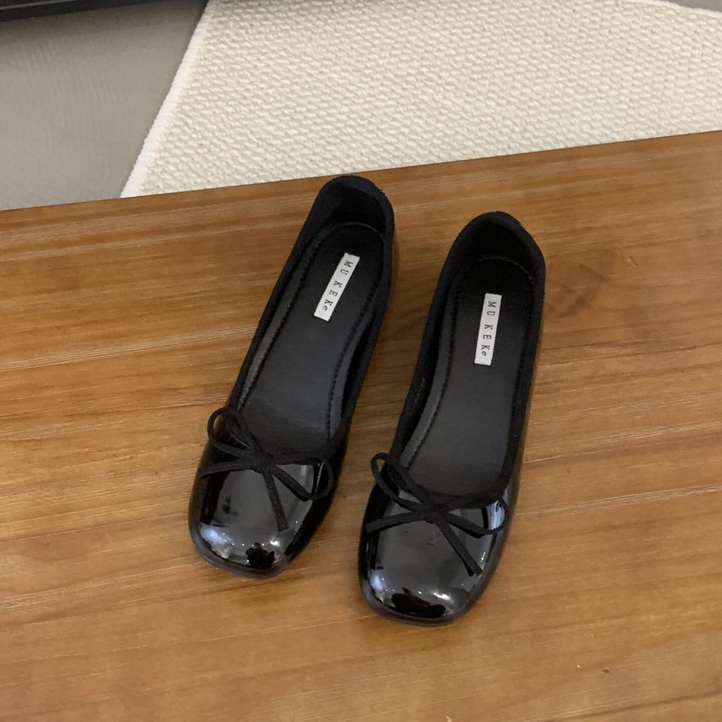 Inner height increase French shallow bow single shoes spring new patent leather fairy wind one-pedal single shoes