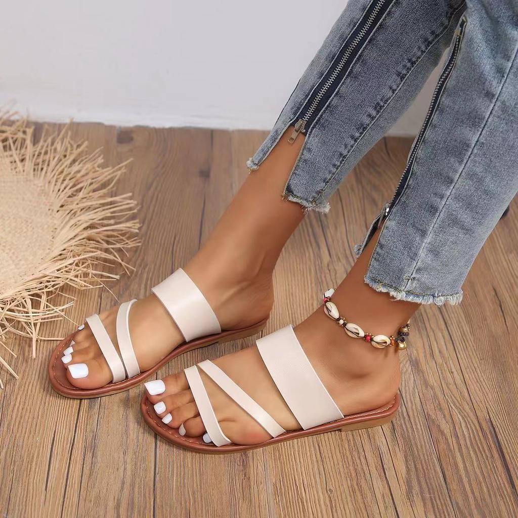 New Flat-bottomed Slippers Women's Summer Wear Versatile Style Beach Fashion Slippers Women's Non-slip