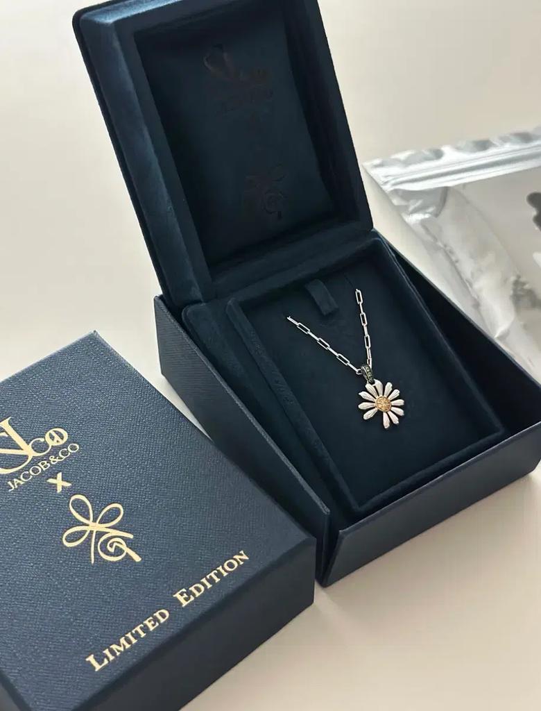G.Dragon Goods PeaceminusOne x Jacob & Co. Necklace Postcard Set