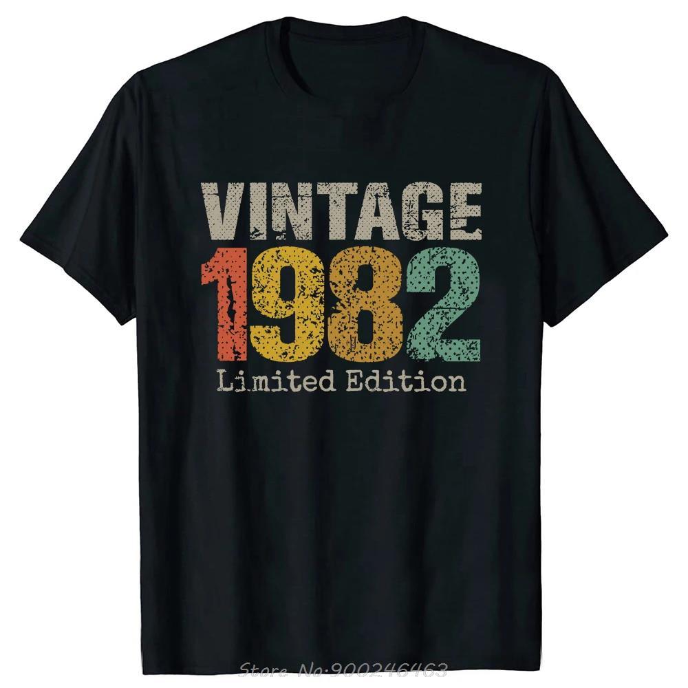 Funny Made In 1982 Limited Edition 42 Years Of Being Awesome T-shirt Summer Cotton Tshirt Birthday Gifts Oversized Men T Shirt