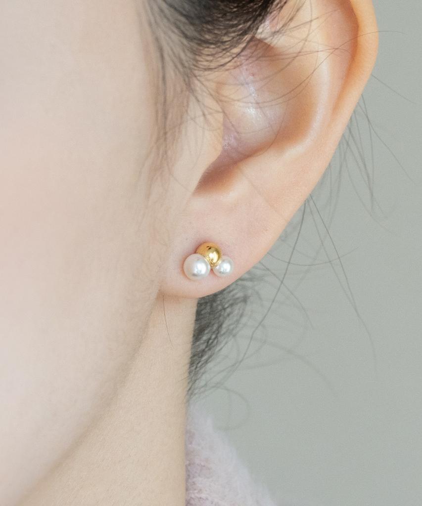 Серебряные серьги-гвоздики Alleun с шариком из жемчуга, мини, из серебра 925 пробы