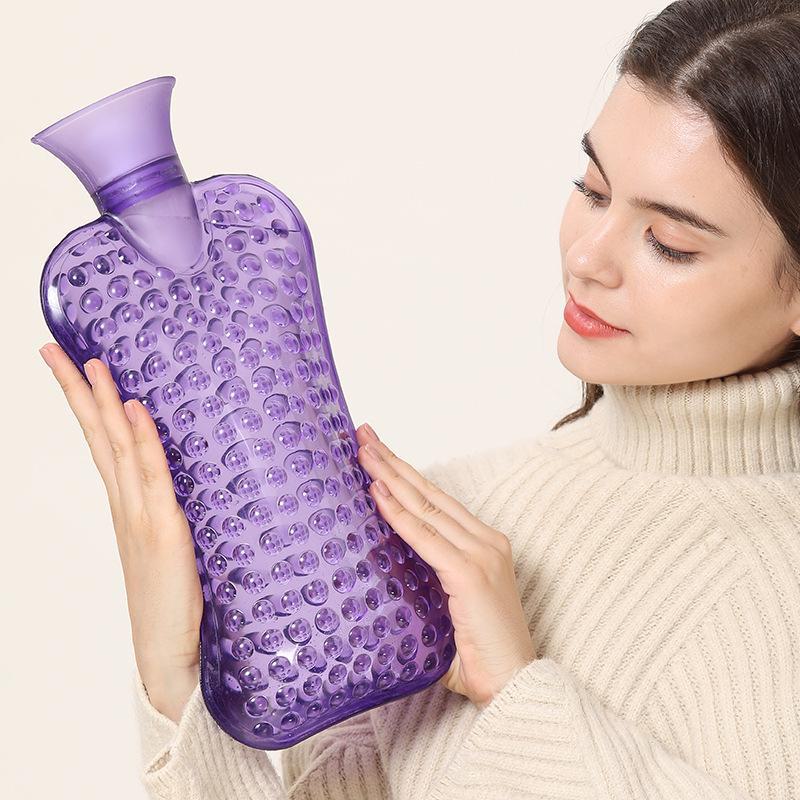 Портативная женская грелка-сумка с горячей водой для успокоения и комфорта с симпатичным дизайном.