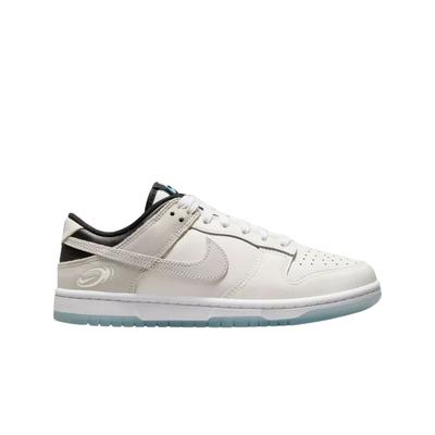 (в) Dunk Low Se Phantom Sail