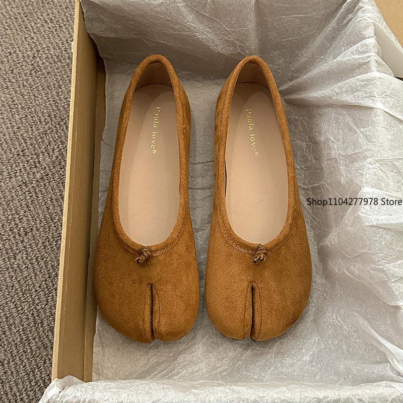 Модная обувь таби в японском стиле, женские удобные кожаные балетки с раздвоенным носком, лоферы, женские туфли Мэри Джейн, мокасины, женские балетки