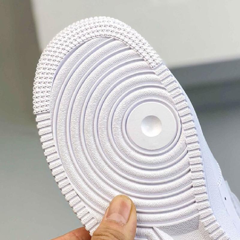 AF1 Air Force 1: Чисто-белые низкие кеды для женщин и мужчин цвета пшеницы - Повседневный стиль для пары.