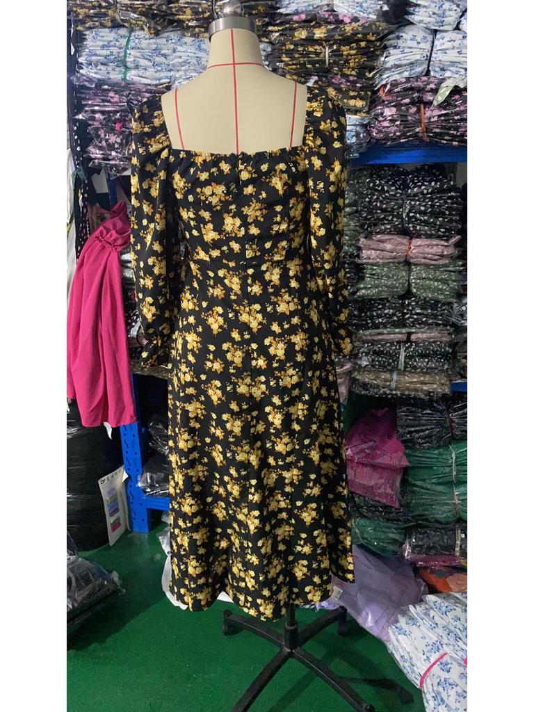 Весна 2024 г. Женское платье с принтом, длинными рукавами, квадратным воротником и разрезом в европейском и американском стиле