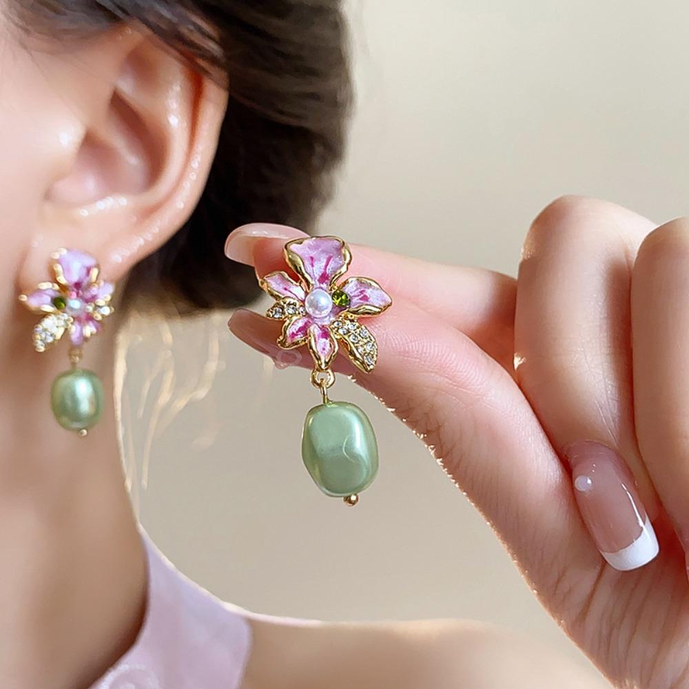 Light Luxury Bohemian Earrings Women Ear Jewelry Sweet Drop Earrings Flower Stud Earrings  Gift