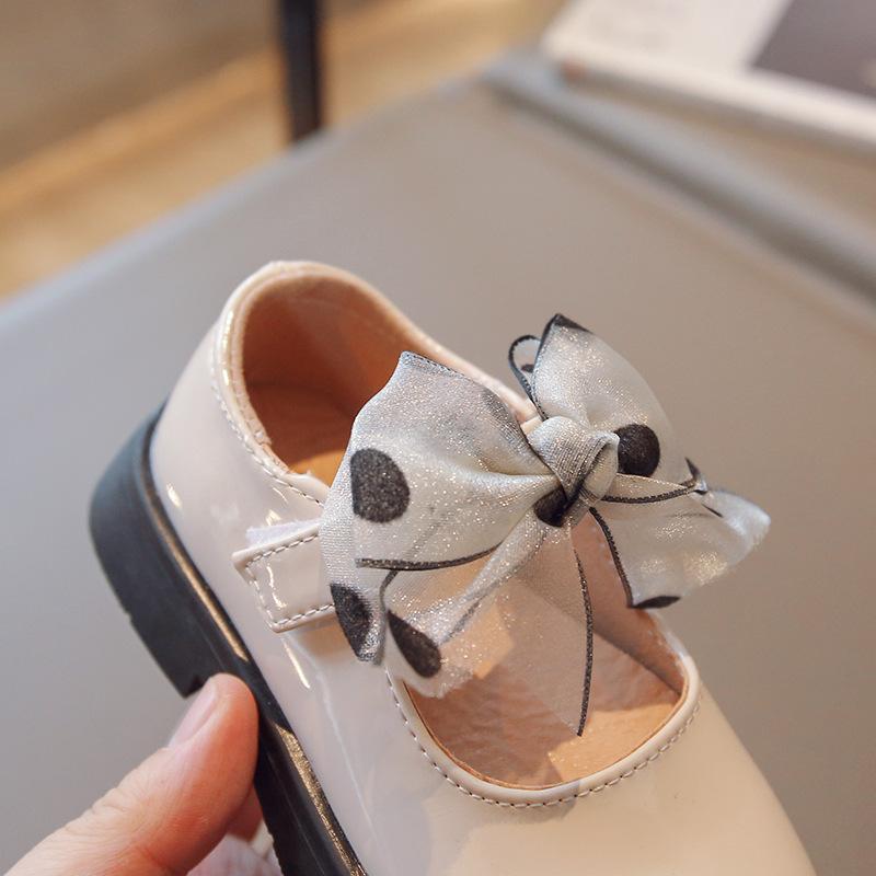 Кожаные туфли для девочек для танцев, вечеринок, свадьбы, черные школьные балетки с кружевным бантиком, принцесса, милые, модные, весна 2024, размеры 26-36