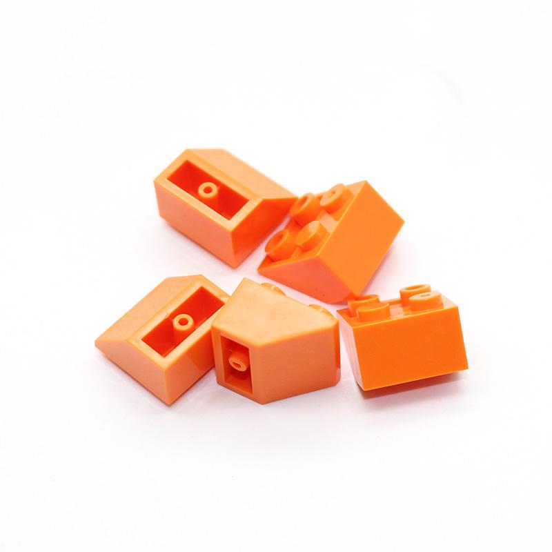 Нетоксичный Мок Кирпич-Наклон 2*2 Перевернутый 3660 DIY Enlighten Кирпичики, Совместимые с Деталями для Сборки 200 шт.
