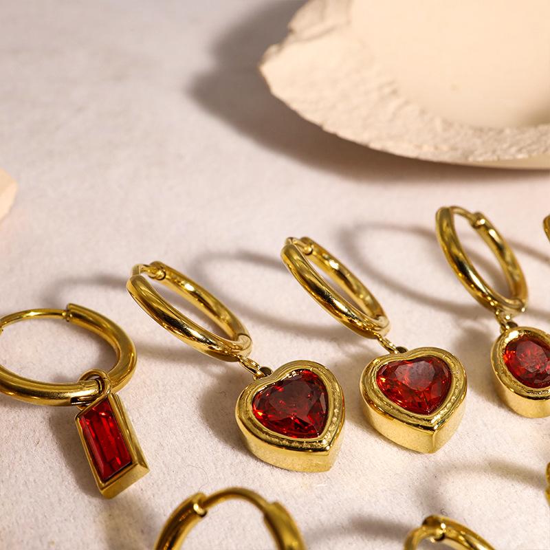 2023 New Commuter Versatile Zircon Earrings Femininity High Sense Ear Buckle Stainless Steel Cold Style French Retro Earrings