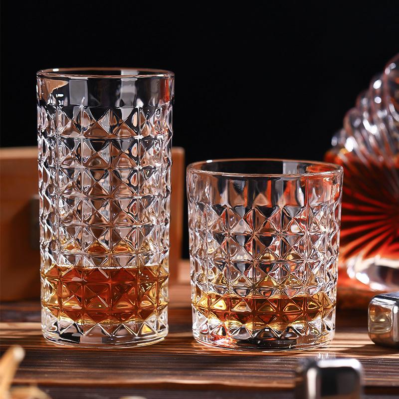300 мл/330 мл Стеклянная чашка с ромбовидным рельефом Изысканные бокалы для виски Коктейльные бокалы для бренди Премиальные стаканы для питья Стаканы для сока и напитков