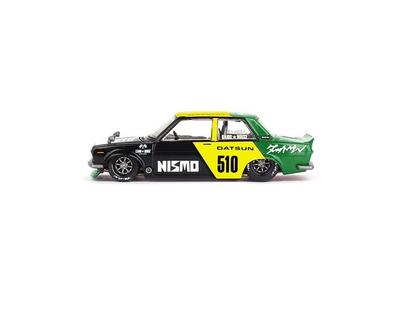 Модель автомобиля True Scale Miniatures, совместимая с Datsun Street 510 Racing V2 Green Nismo, литая модель автомобиля Kaido House KHMG131 – черный, желтый, 1/64