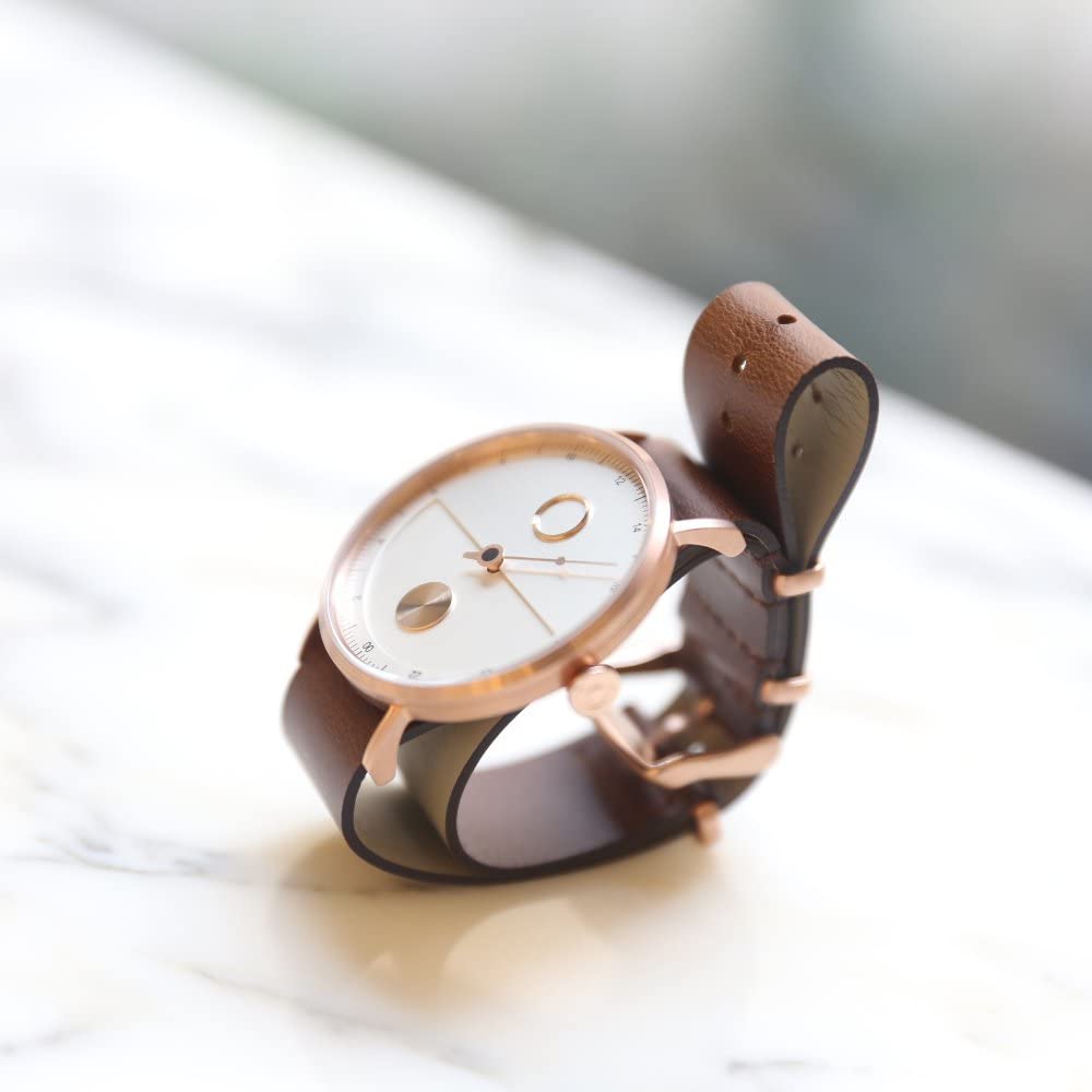 Часы кварцевые TS1602E подлинные импортные коричневые [налоговые] ДЕНЬ&НОЧЬ