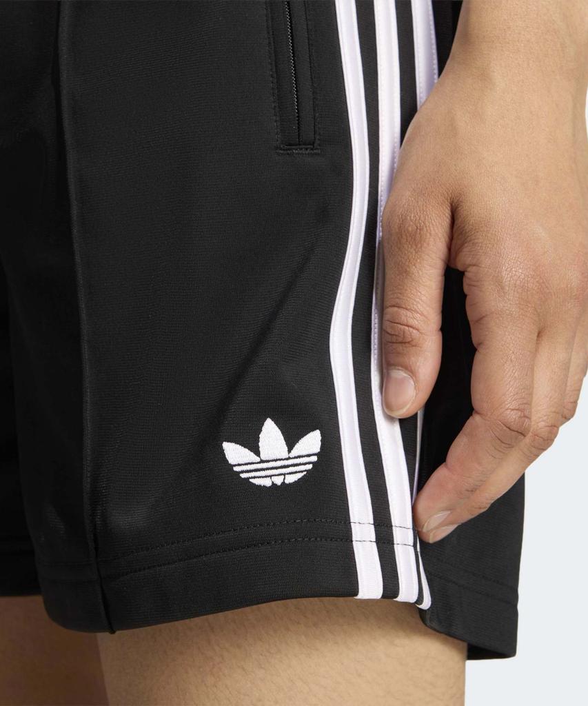 adidas Классические шорты Firebird - Черные:Белый / Kd5569