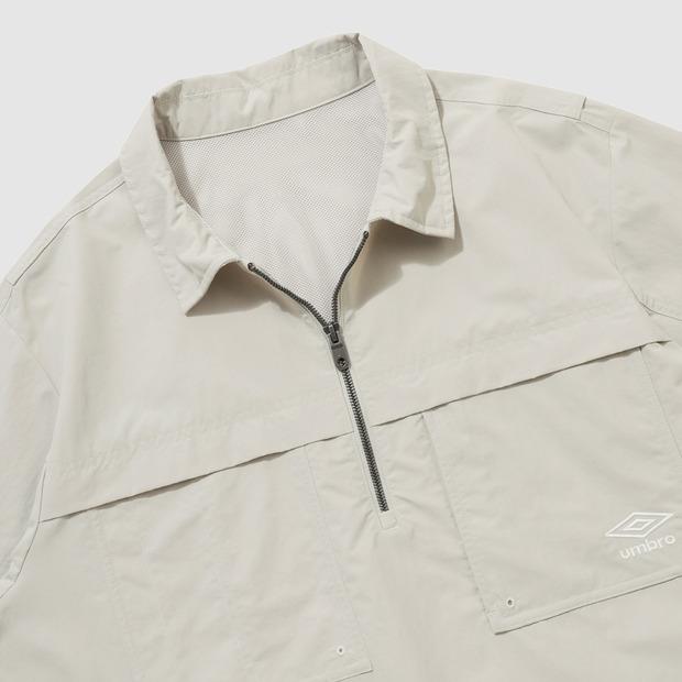 Анорак Umbro Wayfinder с карманом на молнии из Cordura, бежевый (Uq121Cwt11)