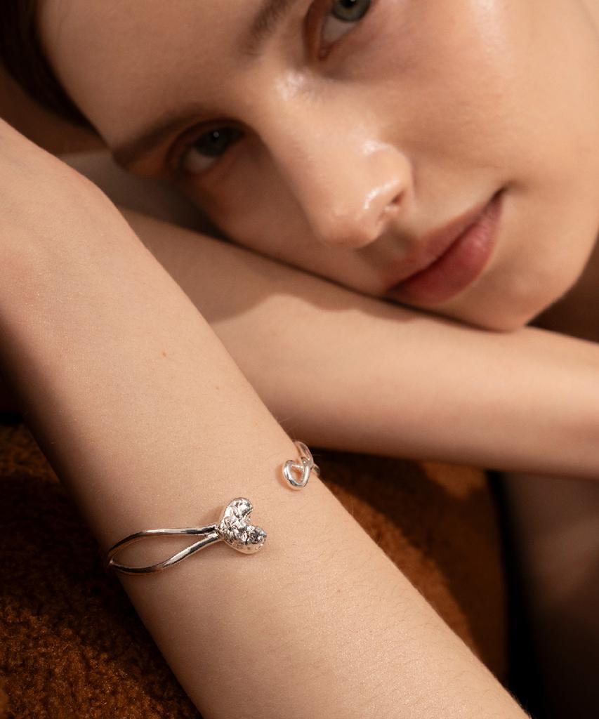 Jnui Twin Heart Bracelet 1617Cm
