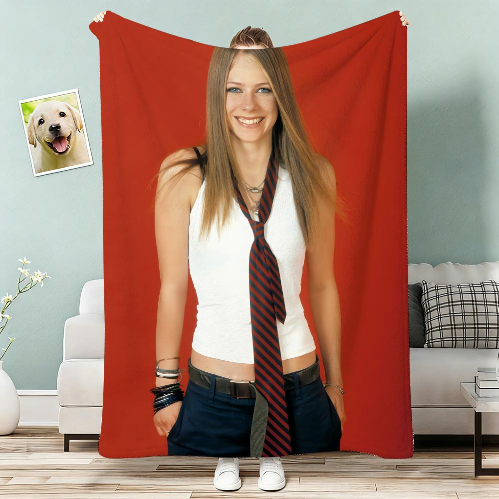 Star Singer Avril Lavigne Throw Lightweight 240g Flannel Blanket Soft Skin-friendly for Summer Cooling