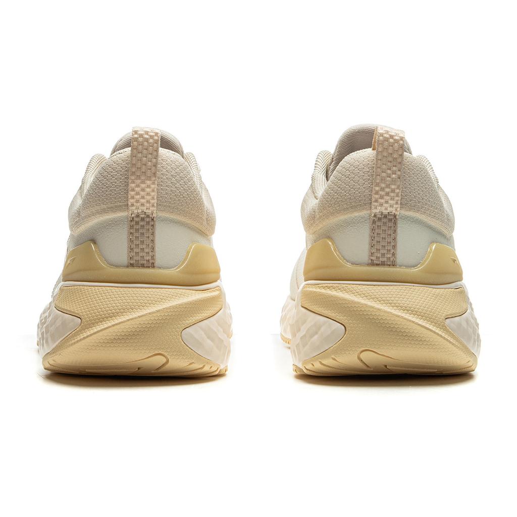 Li Ning Cloud Shield Амортизация TPU Противоскользящие Низкие Беговые Кроссовки Женские Бежевый AGLU244-3