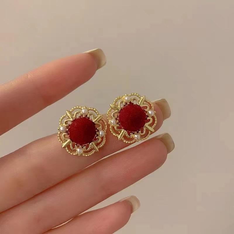 Серебряные серьги-кисточки с жемчугом и иглами - модные универсальные женские украшения