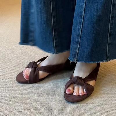 Модные Ретро Нишевые Туфли с Круглым Носком и Открытым Носком Новинка 2025 Клиновидные Римские Сандалии Универсальный Темперамент Простые с Одной Перемычкой