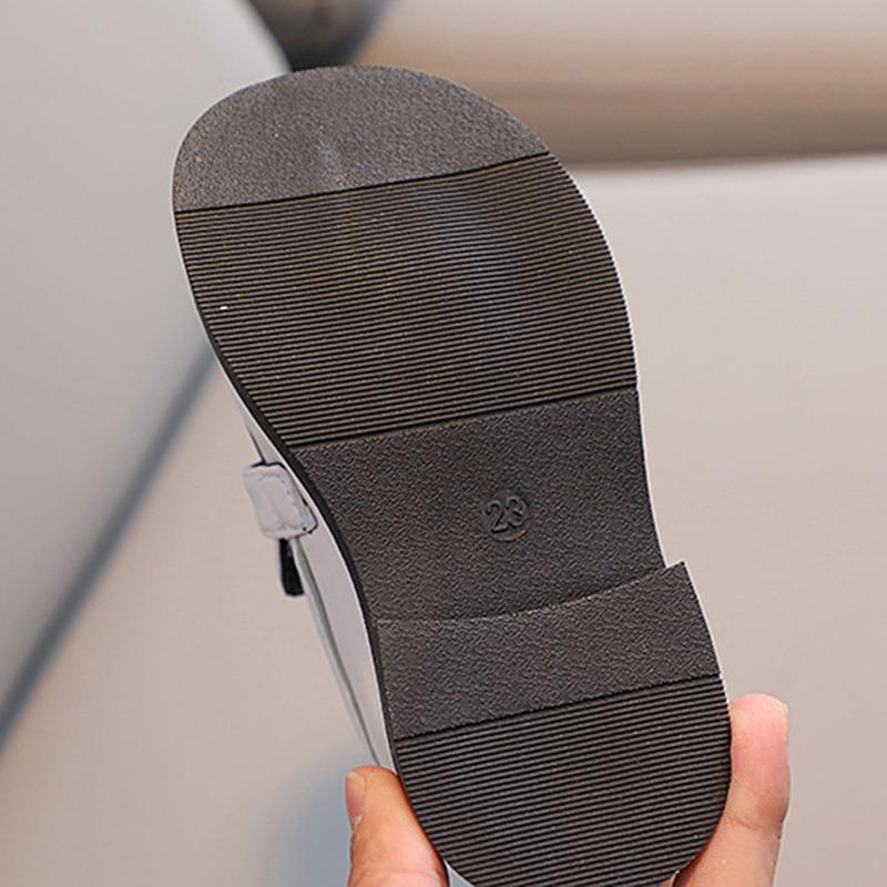 Для маленьких девочек, детей, весна-осень, красивые женские повседневные универсальные туфли в британском стиле, простой дизайн, износостойкая нескользящая кожаная обувь