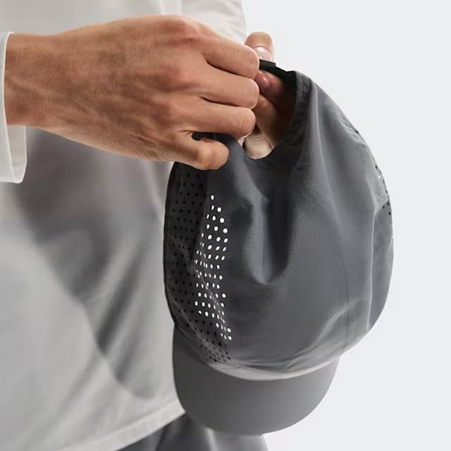 На Легкой Серой Кепке,