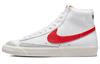 Nike Blazer Mid '77 Vintage 'Винтажный Несочетающийся Swoosh Синий Красный' BQ6806-117