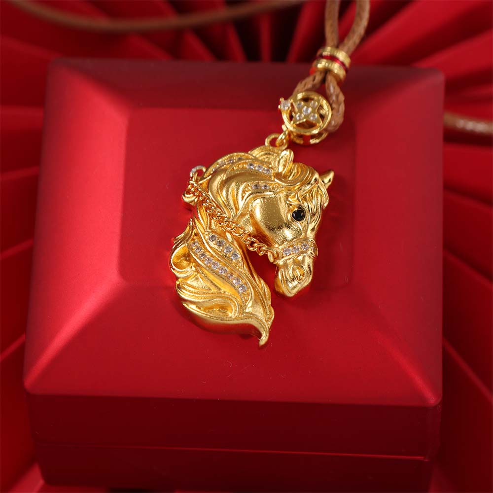 Waterproof Zodiac Horse Necklace Rhinestone Golden Horse Pendant New Year Blessing