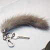 Брелок из натурального меха хвоста норки Fosrion с крючком и кольцом для ключей для официального автомобиля, джипа, грузовика, мотоцикла, мотоцикла, мотоцикла, велосипеда, серый, M, серый