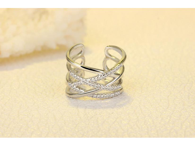 Женские кольца в стиле ретро с преувеличенными размерами — в европейском, американском, японском и корейском стилях с мизинцем, украшенным бриллиантами, и простыми открытыми дизайнами.