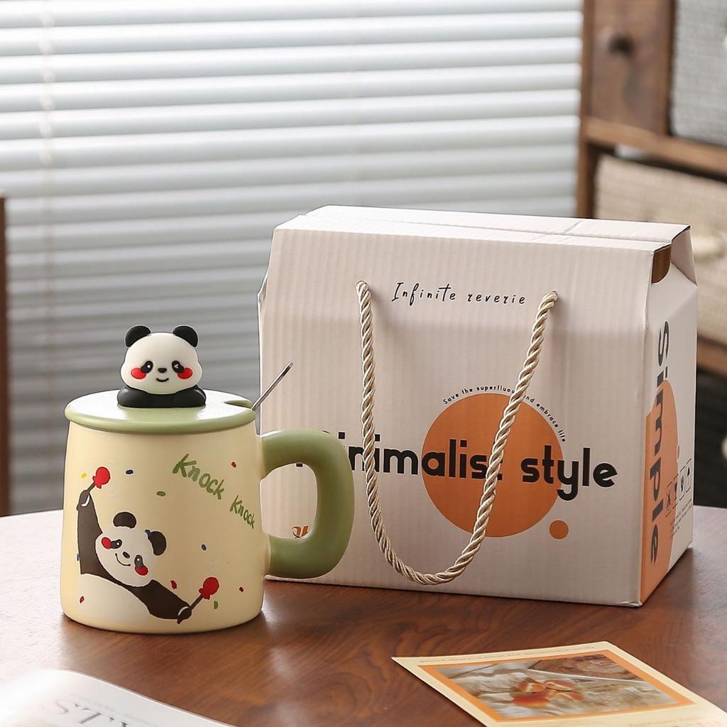 Creative Hand Painted Panda Ceramic Cups  Cute Retro Mugs  High Appearance Level Couple Cups with LIDS  Household Drinking Cups
